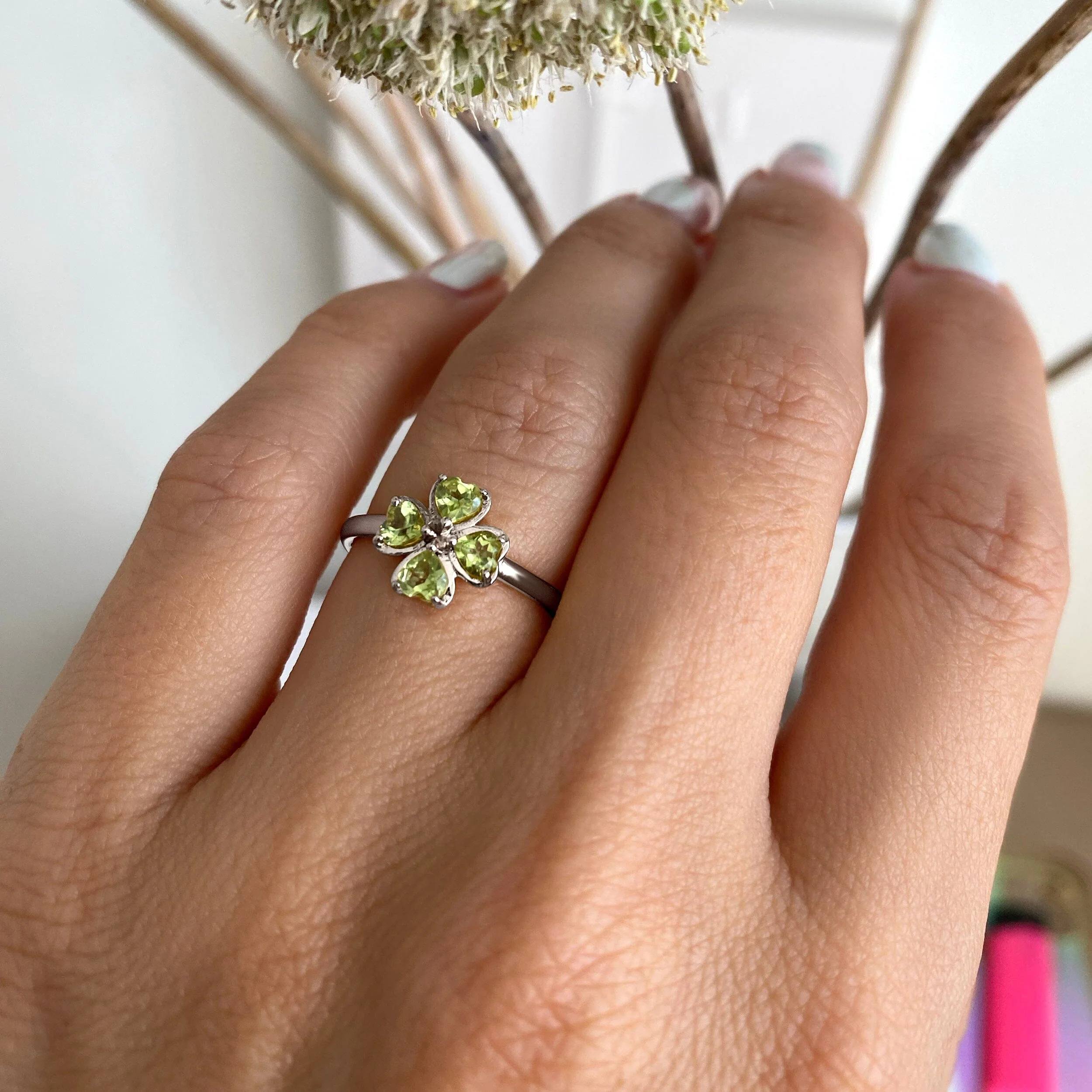 Shamrock Ring - Peridot - Image 2